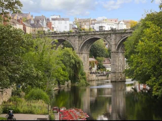 Appartamento Lilly Pad Knaresborough Esterno foto